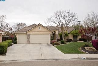 515 Country Ct, Visalia, CA 93277-6618