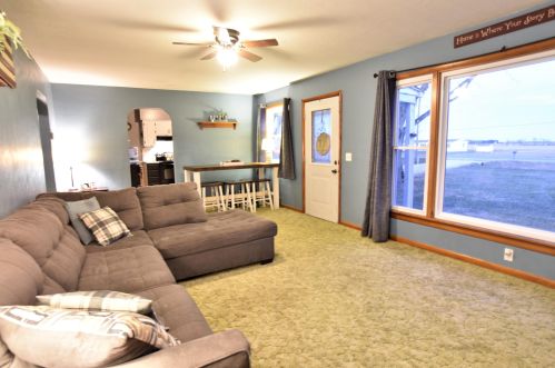 6443 Springfield Jamestown Rd, Springfield, OH 45502-9481