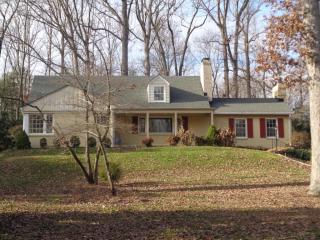 3326 Grove Ave, Chester VA  23831-1916 exterior