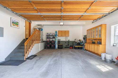 733 Conifer, Truckee CA  96161-3942 exterior