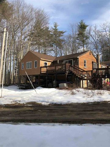 46 Davis Rd, Wakefield, NH 03872-4137