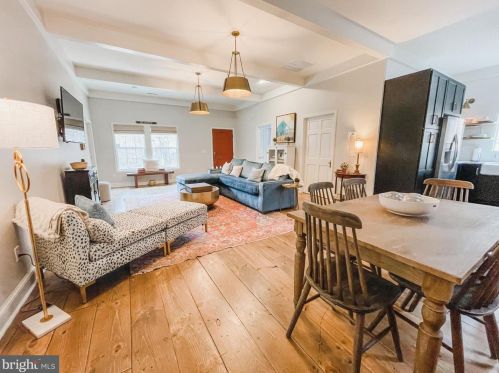 150 Lost Lakeview Rd, Madison, VA 22727-3385