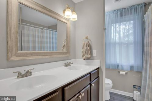 605 Spring Garden St, Carlisle PA  17013-9264 exterior