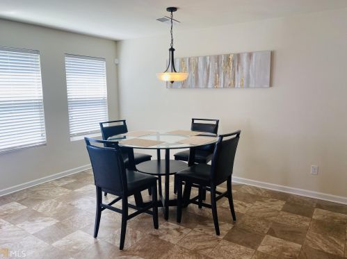 1570 Onalee Dr, Hampton, GA 30228-4039