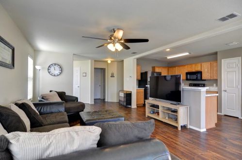 7500 Lazy Spur Blvd, Fort Worth TX  76131-5229 exterior