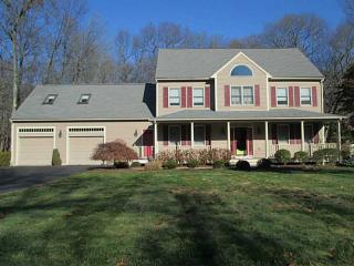 37 Eagle Nest Dr, Lincoln, RI 02865-3729
