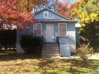 183 Veterans Dr, Rockleigh, NJ 07647-2301