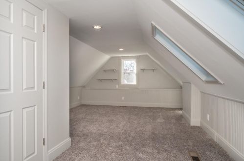 4616 Edgewood Ave, Cincinnati OH  45232-1806 exterior