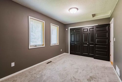 1053 Griffin Ave, Saint Paul MN  55115-1509 exterior