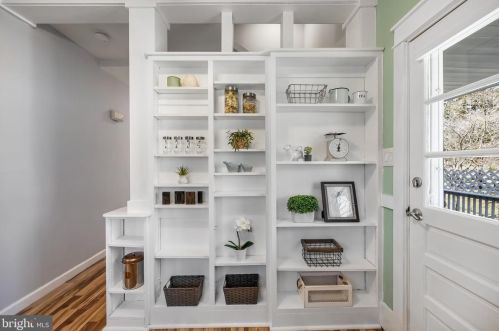 244 Hopkins Ave, Haddonfield NJ  08033-1409 exterior