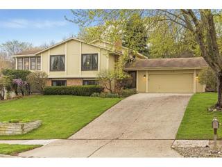 9633 Little Rd, Minneapolis, MN 55437-2144