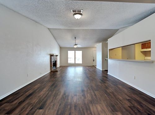 3909 Engleman St, Fort Worth TX  76137-1341 exterior