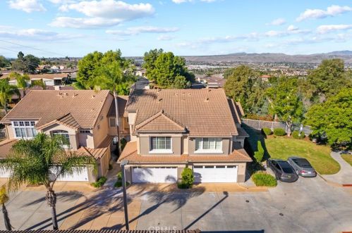 1259 Natoma Way, Oceanside CA  92057-7855 exterior