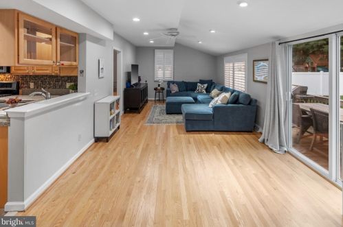 711 Greenman Rd, Tavistock NJ  08033-2719 exterior