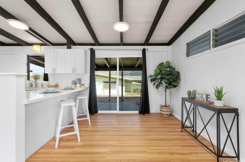 909 Aipo St, Honolulu HI  96825-2521 exterior