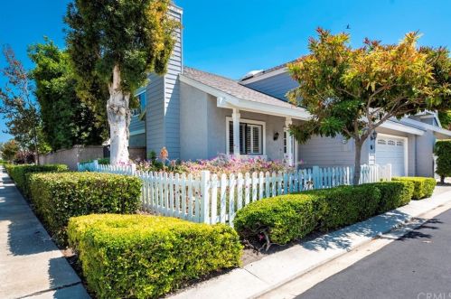 33 Riverstone, Irvine, CA 92606-7604