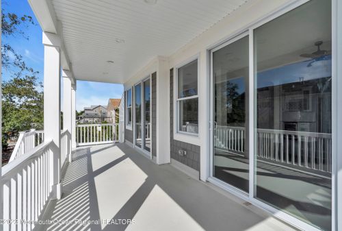 19 Sturgis Rd, Lavallette NJ 08735-2843 exterior