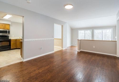 27 Gristmill, Sparta, NJ 07871-2729
