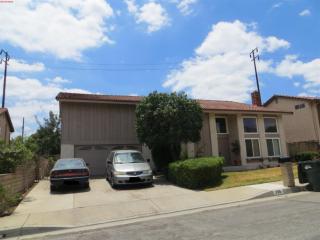 705 Azalea Dr, Montebello, CA 90640-2805