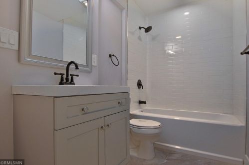 4353 Bear Path Trl, Saint Paul MN  55122-2218 exterior