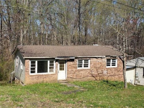 613 Glovinia St, Asheboro, NC 27203-4986