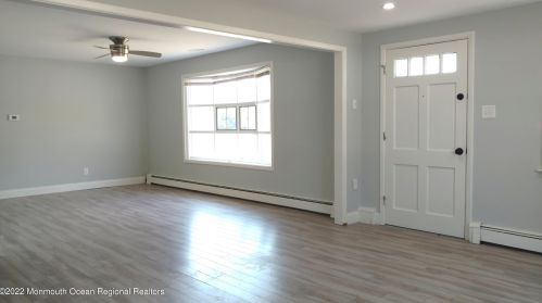 22 Nautilus Blvd, Lacey, NJ 08731-1709