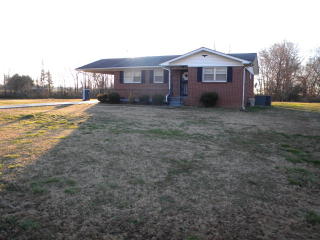 105 Highway 436, Trezevant, TN 38258-4025