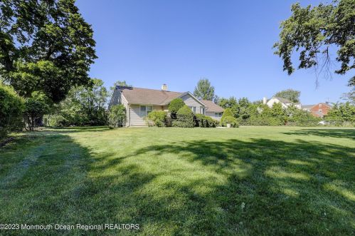 81 Parker Ave, Deal Park, NJ 07723-1238