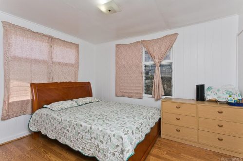 1781 Puowaina Dr, Honolulu HI  96813-1735 exterior