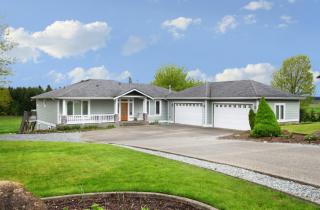 29929 39th Ave, Roy, WA 98580-7605