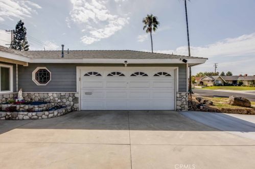 10664 Morning Glory Ave, Santa Ana CA  92708-1139 exterior