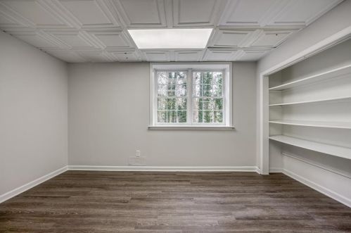 170 Huntcliff Pt, Atlanta GA  30350-1601 exterior