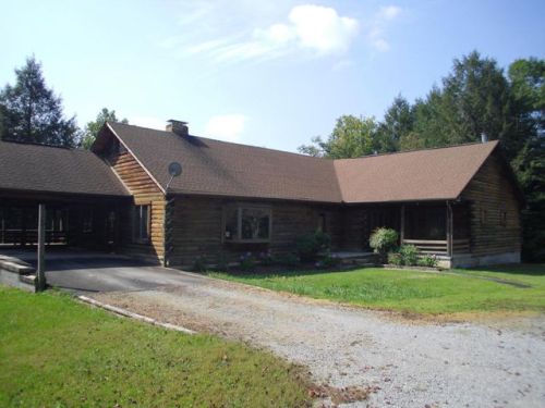 1495 Old Bean Shed Rd, Clarkrange, TN 38553-5411