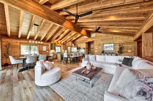 11030 Ski Slope Way, Truckee CA  96161-6603 exterior