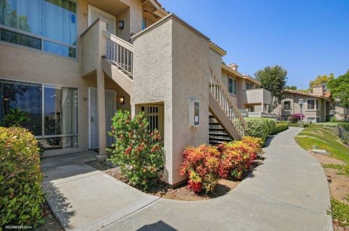 11519 Fury Ln, El Cajon, CA 92019-6310