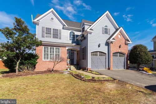 411 G St, Purcellville, VA 20132-3328