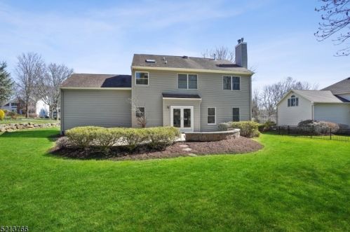 25 Marjaleen Dr, Dover NJ  07869-3411 exterior