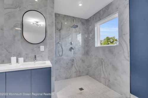 171 Wall St, Tinton Falls NJ  07724-2416 exterior