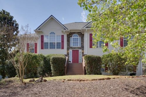 1009 Inca Ln, Holly Springs, GA 30188-5550