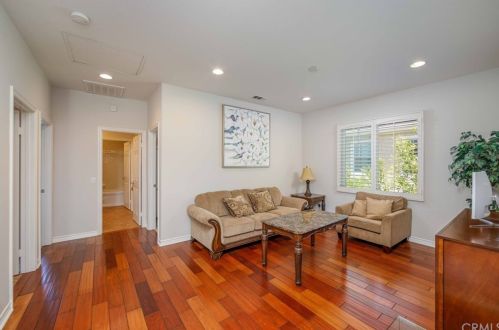 30 Juneberry, Irvine CA  92606-4503 exterior