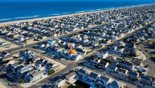 114 Westmont Ave, Lavallette, NJ 08735-2039