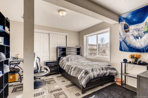 24661 Ontario Dr, Aurora CO 80016-4125 exterior