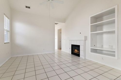 2452 Genoa Way, Aurora CO 80013-6295 exterior