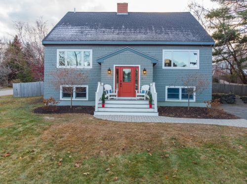 57 Alice St, Portland, ME 04103-2214