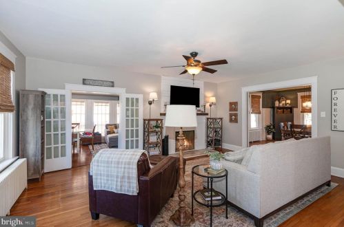 313 Stock St, Hanover PA 17331-2227 exterior