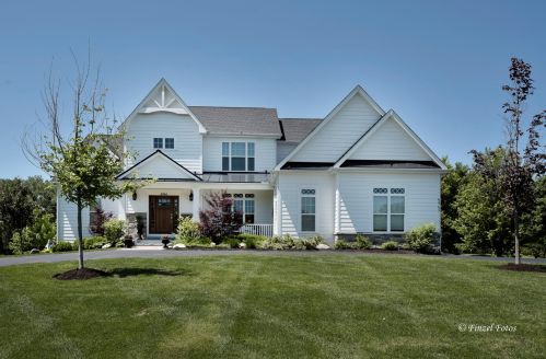 6965 Longmoor Dr, Bull Valley, IL 60014-6834