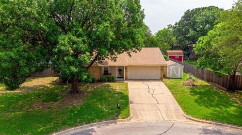 7324 Stonedale Ct, Fort Worth, TX 76182-6139