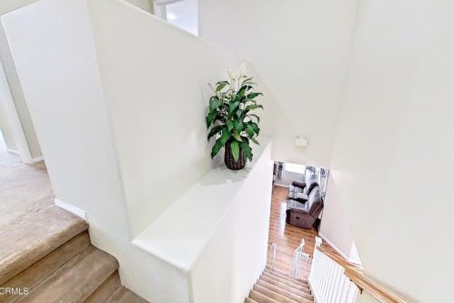 805 Noontide Way, Oxnard, CA 93035-1560