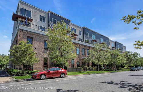 1001 2nd Ave, Tinton Falls, NJ 07712-5800