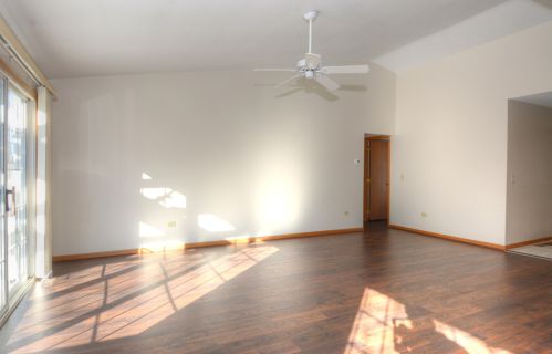 798 Burning Trl, Carol Stream IL  60188-9188 exterior